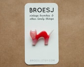 Cat Brooch Red