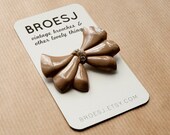 Vintage Bow Brooch Pin Plastic Rhinestone, Beige bow brooch