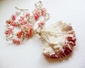 Shell Pendant with Pink Chip Chain
