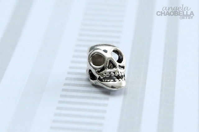 Authentic Skull charm for european charm bracelets