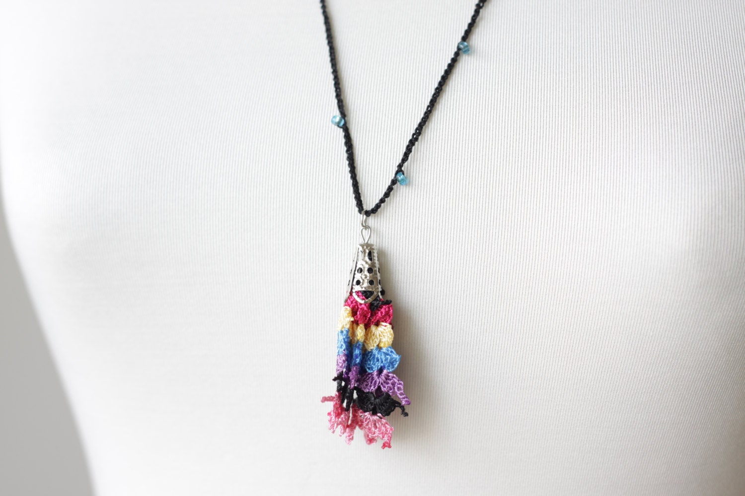 Crochet Necklace with Turkish Crochet oya, Women accessories, NEW, Oya, Floral, Handmade, Spring Trends Fashion, Hand crafted Pendant