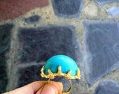 Vintage claw turquoise cocktail ring