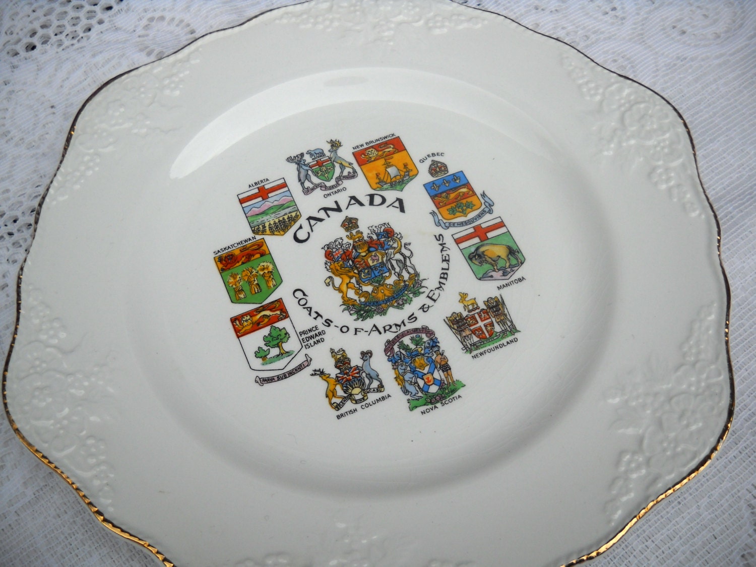 Canada Plate, Coats of Arms and Emblems, Ironstone