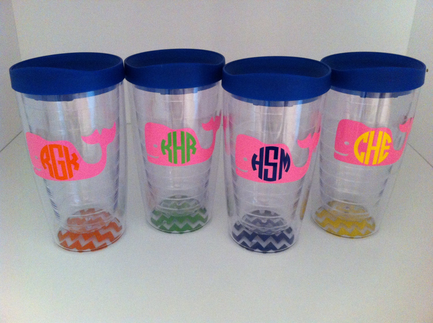 set of 4---whale monogram  16 oz. Acrylic Tumbler Cup With Lid and Chevron bottom