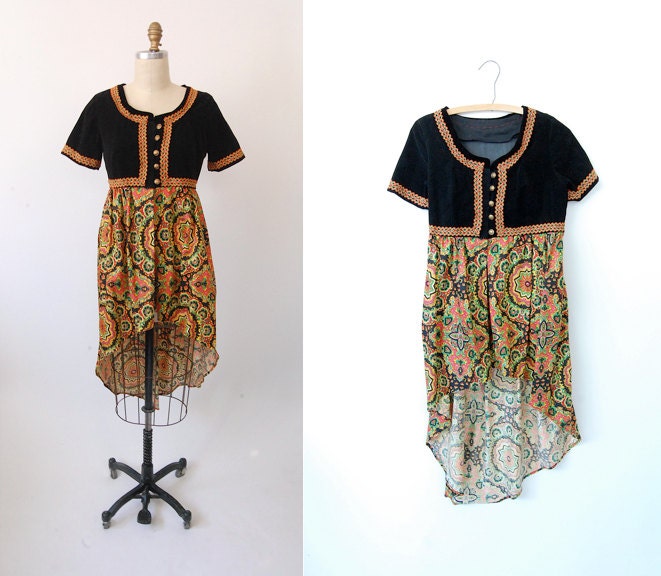Vintage 60's boho folk dress high low hem / paisley ethnic hippie Russian folk / M medium