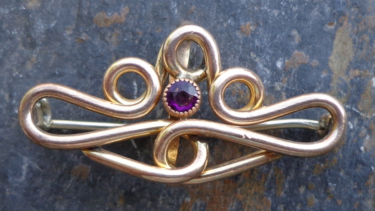 Yellow Gold Bezel Set Mine Cut Amethyst Victorian Estate Pendant / Pin / Brooch