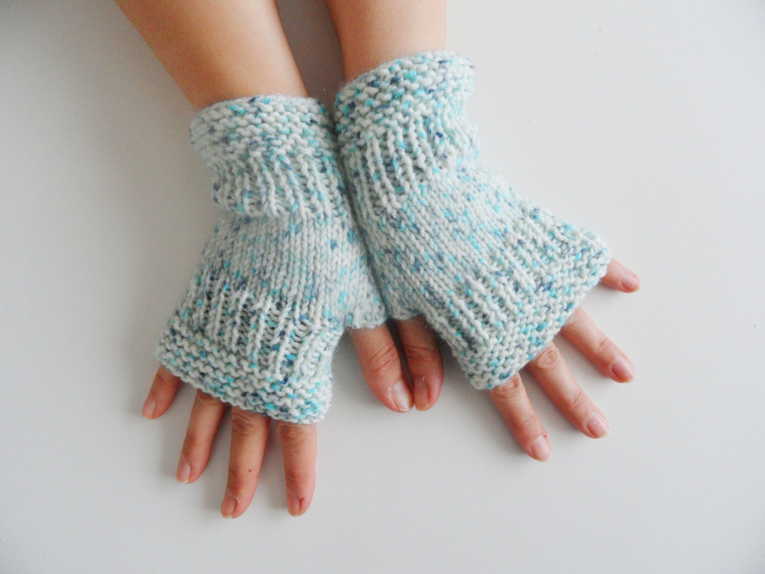gloves,, knitting gloves, fingerless gloves, mint green marbling gloves, wrist warmers, woman, girls valentine day gifts hand warmers