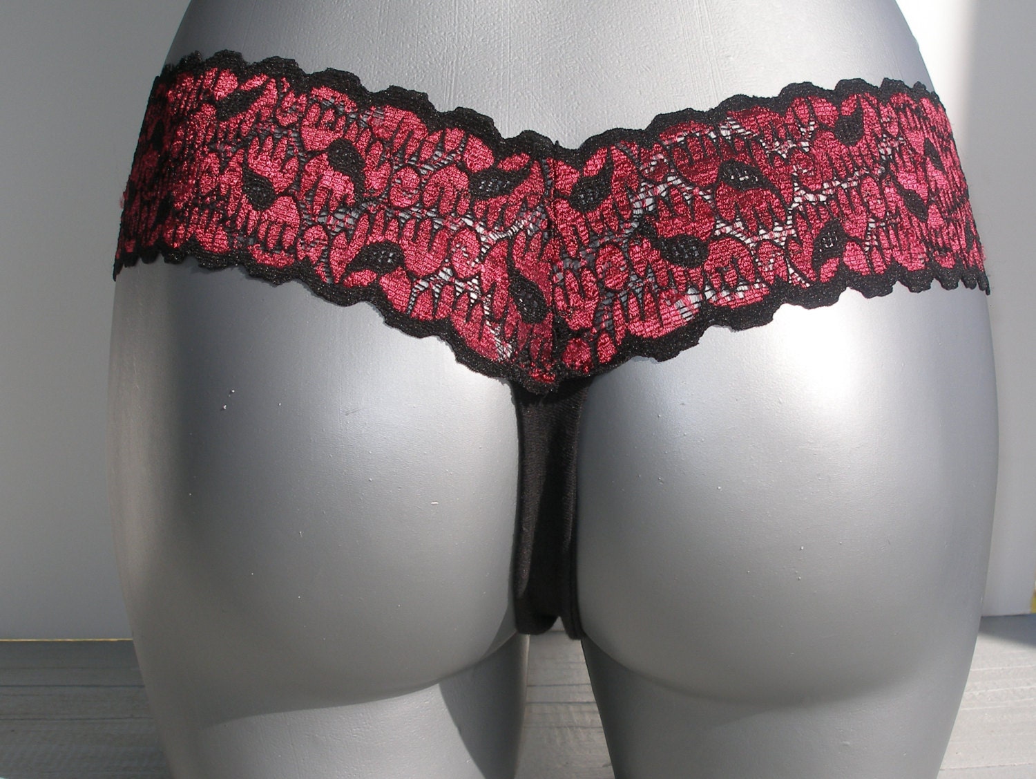 Black and Red - Tanga - Thong - Stretch Lace Undies - Panties