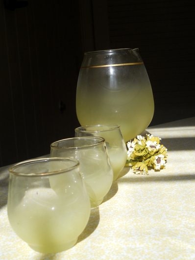 Vintage West Virginia glass  Mad Men Yellow Frosted Bar Ware Pitcher Roly Poly glasses