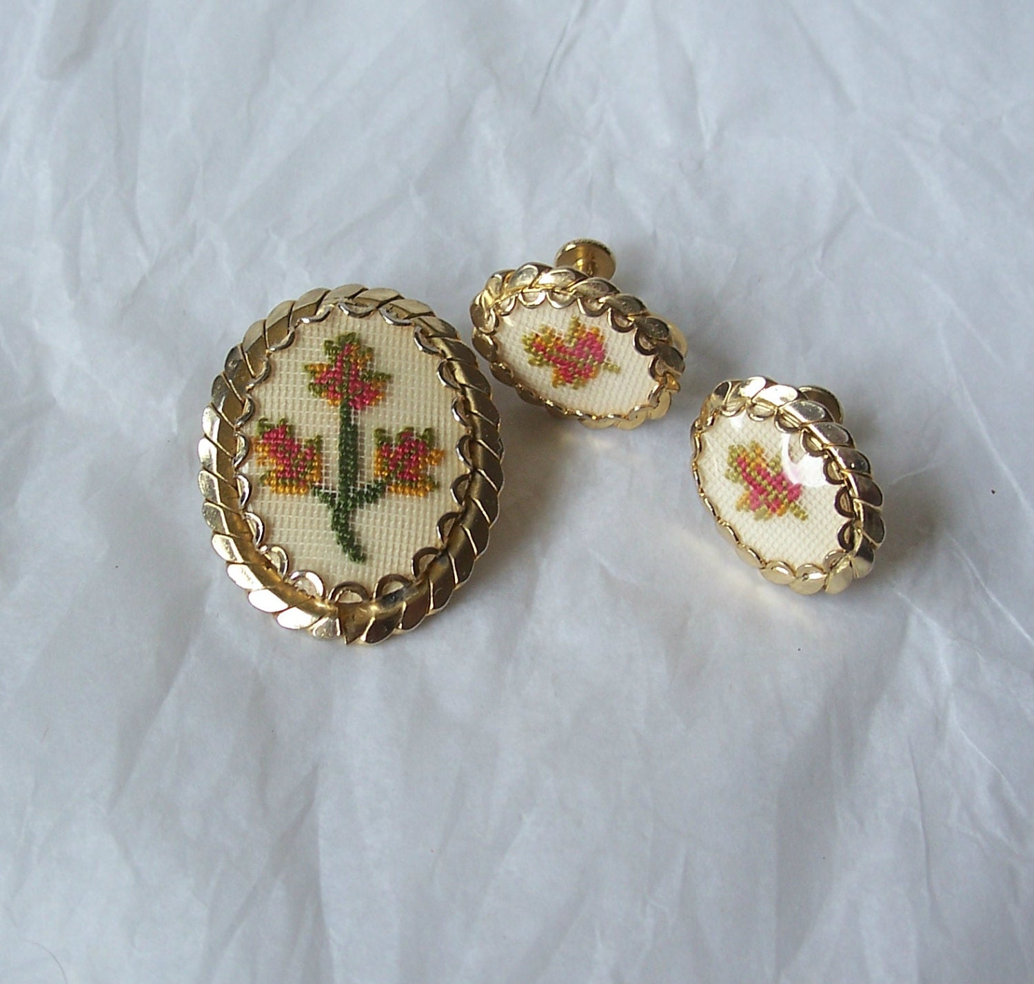 Vintage Petit Point Brooch/Pendant & Earrings