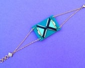 Itza Bracelet emerald in leather, graphic style, colorful
