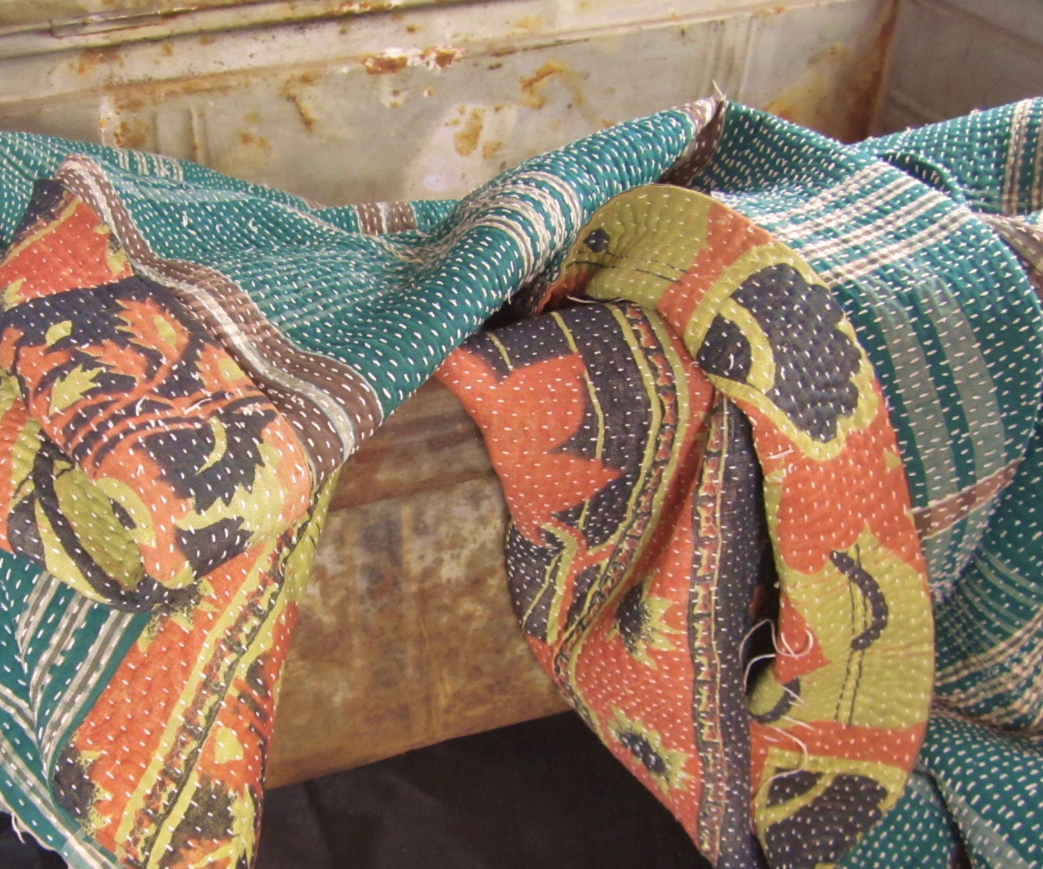 VINTAGE KANTHA QUILT Indian cotton handstitched throw blanket