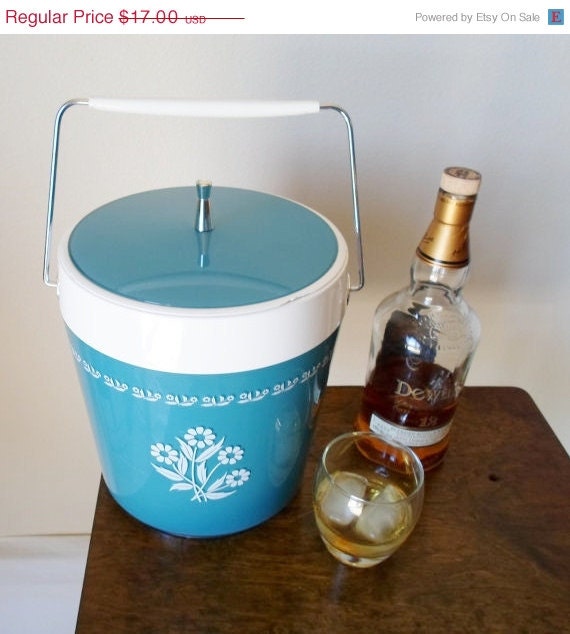 SPRING SALE Vintage Turquoise White and Chrome Plastic Ice Bucket,  White Daisies,  Mid Century Modern, Serving, Patio, Summer, Barware, Pa