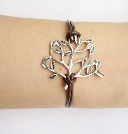 Tree bracelet---tree of life bracelet--antique silver bracelet, small tree pedant, brown leather bracelet,alloy bracelet