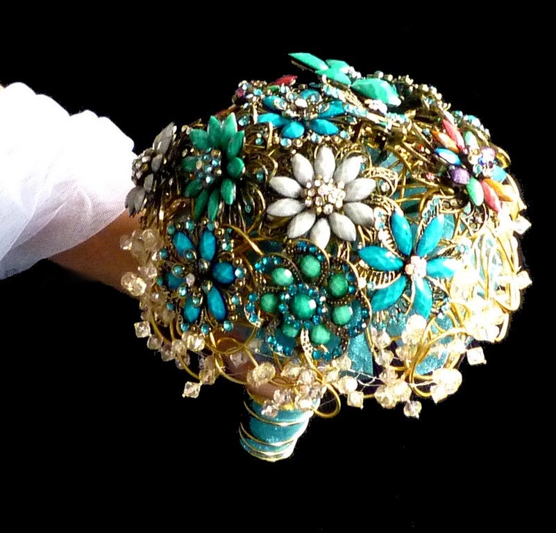 Set Brooch bouquet  Colormania , hair ornament and boutonniere
