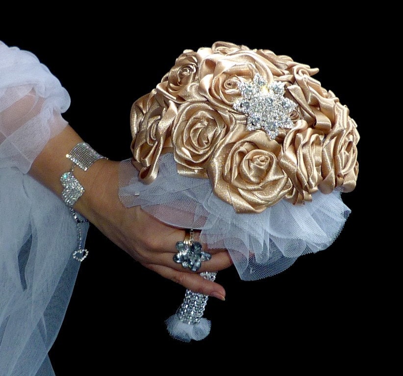 Satin  wedding bouquet  Mocca roses and boutonniere