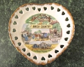 Estate Vintage Souvenir Amish Plate, Illinois, 1960's