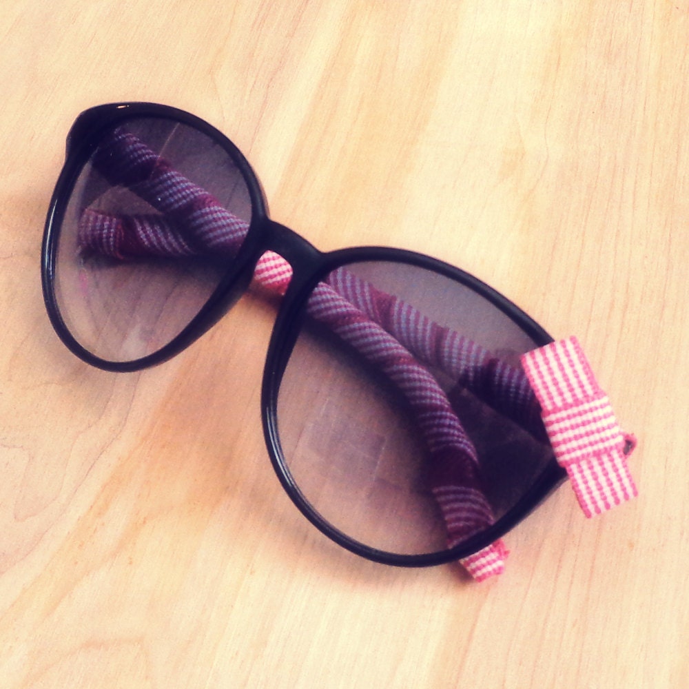 Hand Embellished Sunglasses with Pink Ribbon and Bow