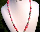 Cute HELLO KITTY Handmade Beaded Pink Necklace
