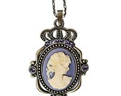 Cameo-Purple-Antique Gold Tone-Pendant-Necklace-Lavender