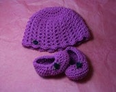 Hats Crochet baby hat and slippers in magenta soft easy care acrylic. Newborn baby to 6 months approximately