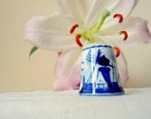 Delft blue thimble- ceramic thimble- sewing tool- old vintage sewing- gift for grandmother- Dutch mill- windmill