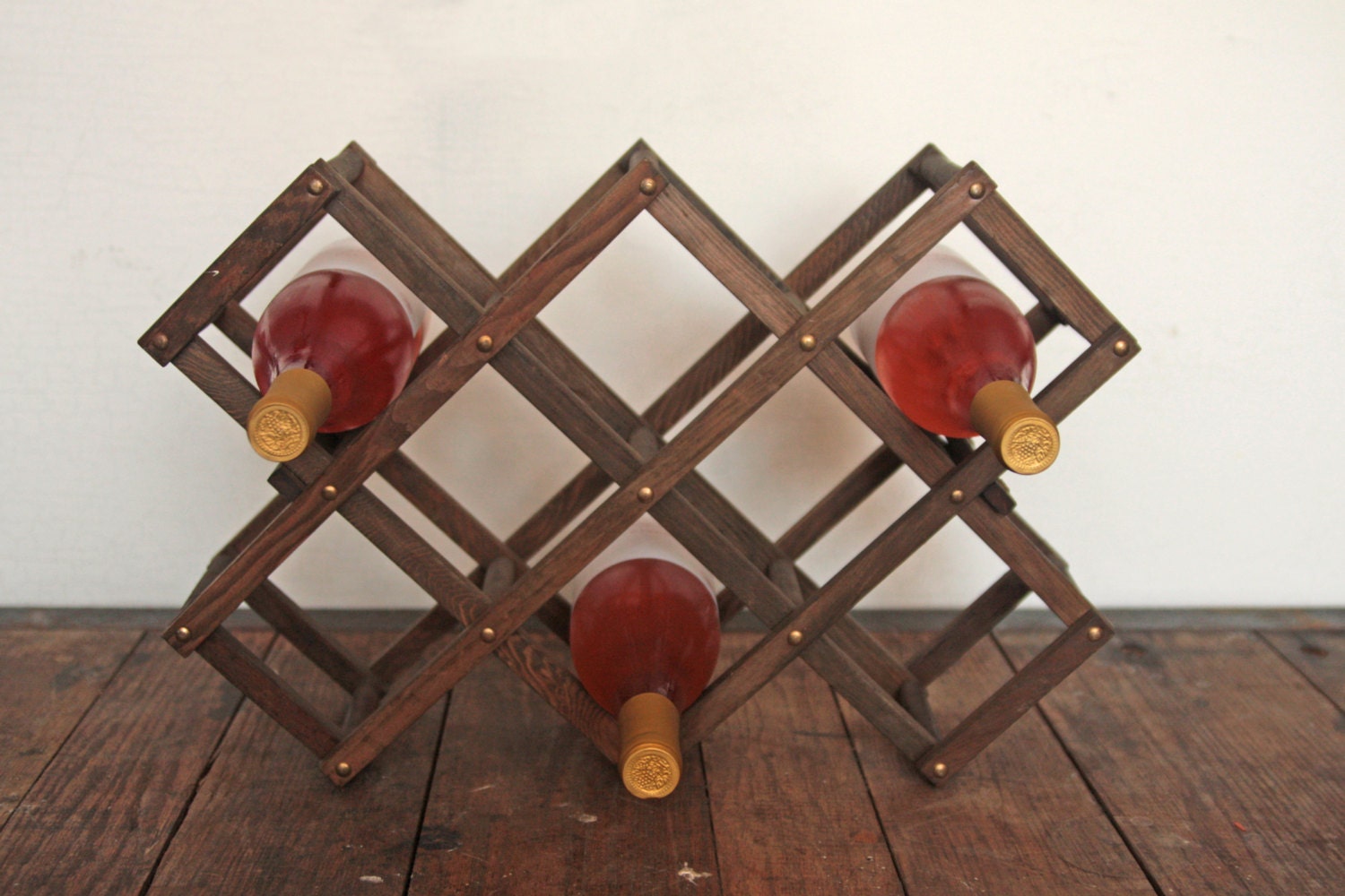 8 Bottle Collapsable Wood Wine Rack