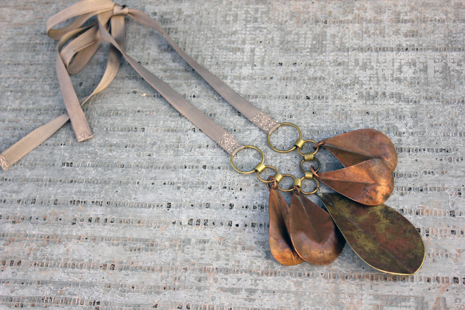 Statement necklace - rose petals - pink patina pendant - greenish gold - moss - nature jewelry - OOAK - metal smith necklace - hand stitched