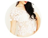 Perosia // Handmade White Lace Blouse - Floral Bride Bridal Wedding Shawl