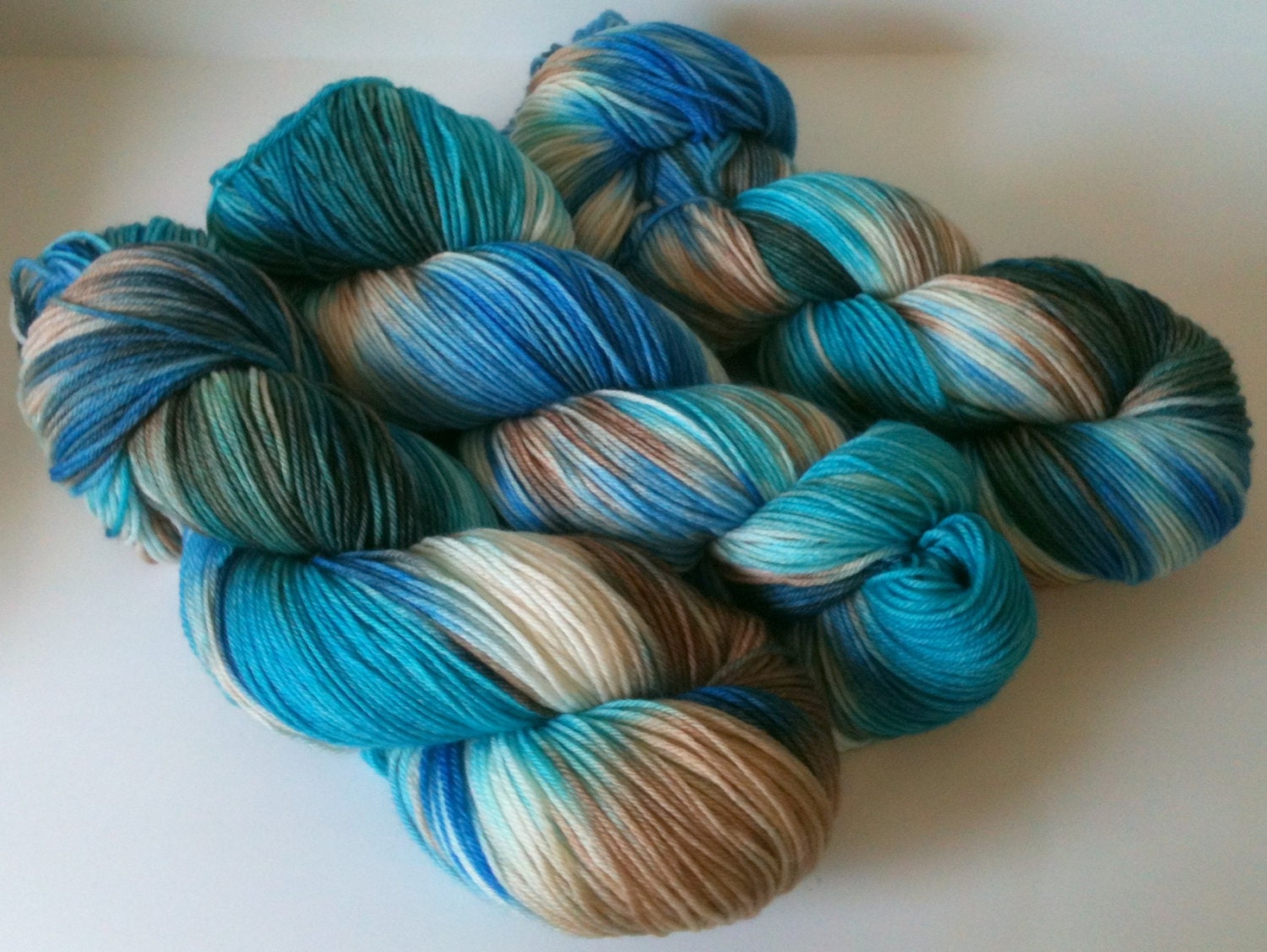 Janie MCN Sock Yarn - Greyhounds on the Beach