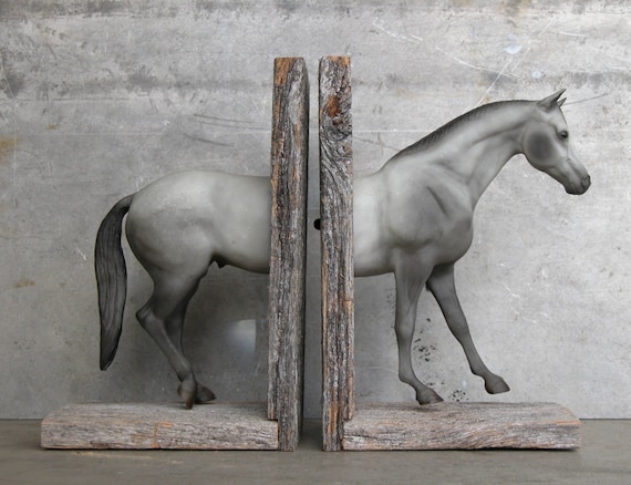 EQUINE COLLECTION hunter horse bookend in grey