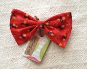 Red and blue daisy floral print hair bow