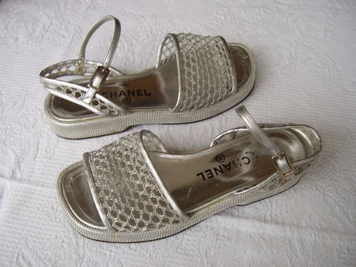 Authentic Chanel flats 90s silver
