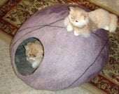 Cat bed/ Size  L, XL/ Modern Pets house / Cat cave / Dog bed / Cat house /Handmade/Wool cat bed/Felted cat basket