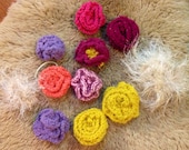 Decorative Flowers Pins with Ponytail Holders, Barrettes and Hair Clips Hand Knit