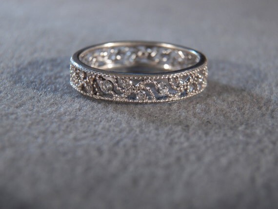 Vintage Sterling Silver Filigree Style Cutaway Band Set with Round White Topaz Stones, size 10 M