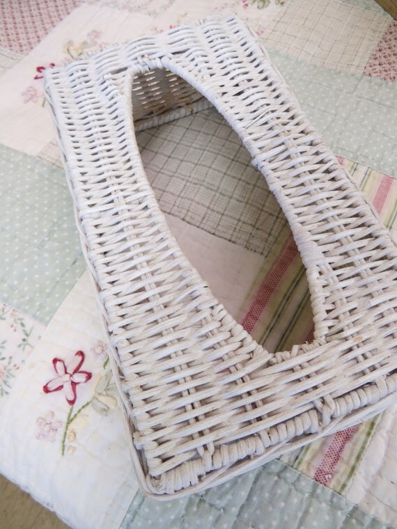 Vintage White Wicker Tissue Box Cover Cottage by TimesPast72
