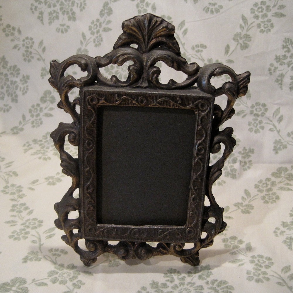 Vintage Metal Brass Finish Ornate Art Nouveau Picture Photo Frame Victorian Style