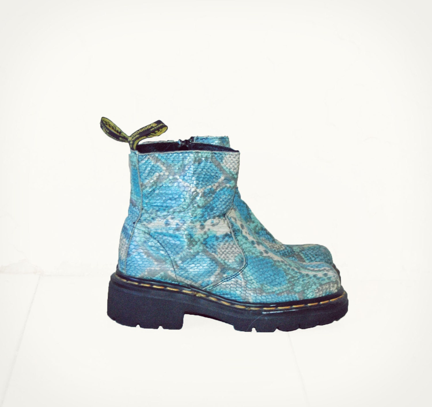 doc martens blue light discount