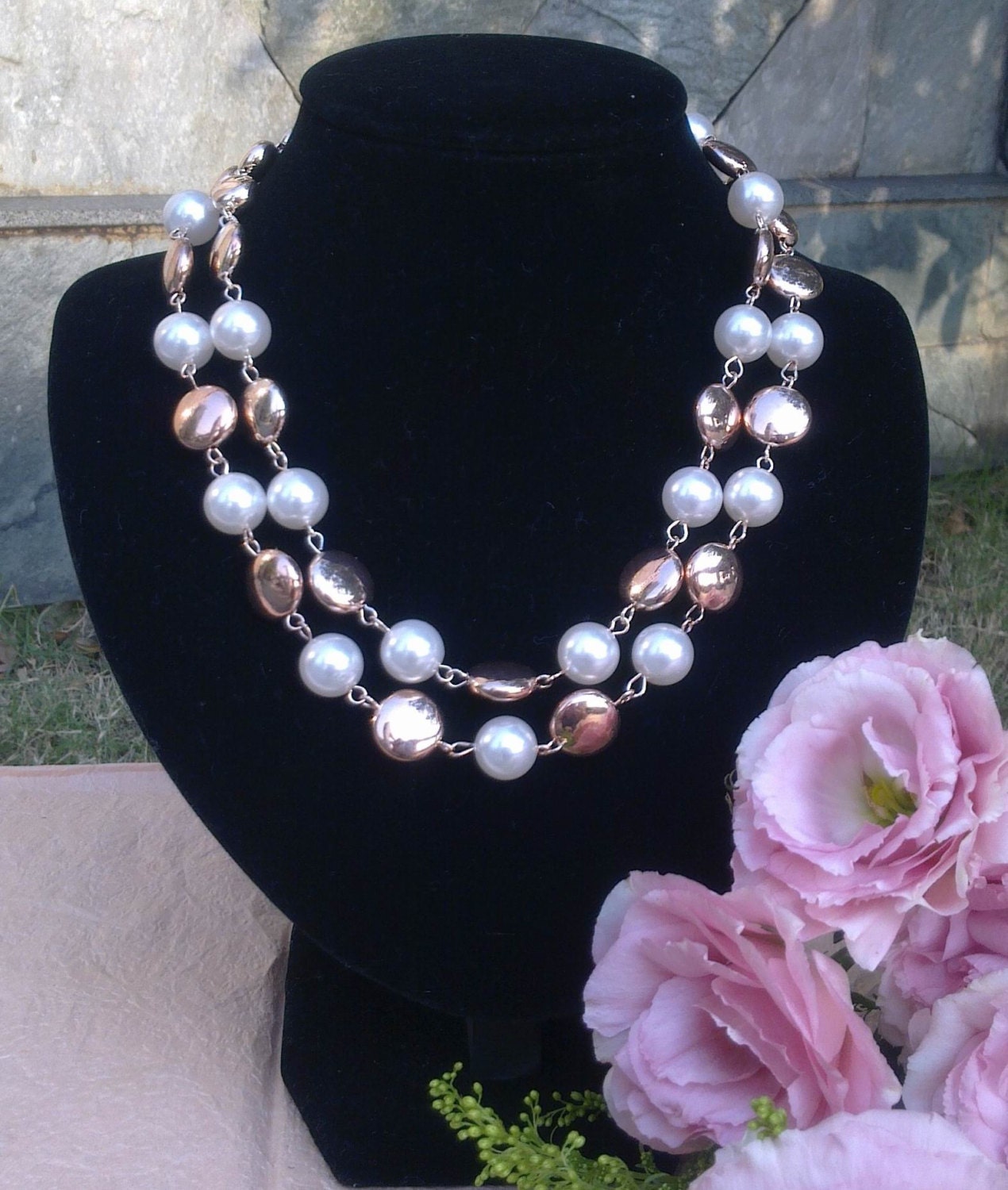 Classic Pearls & Metal Beads Long Necklace, Handmade chain link necklace, Pink Golden Pearls Necklace, Corsage Simple  Elegent