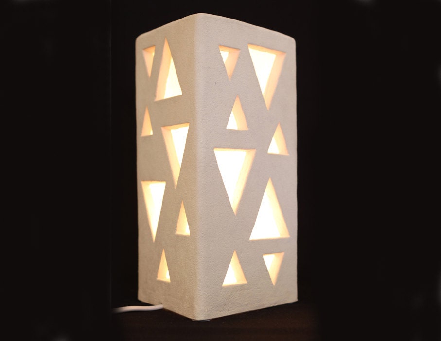 Cleopatra ceramic table lamp