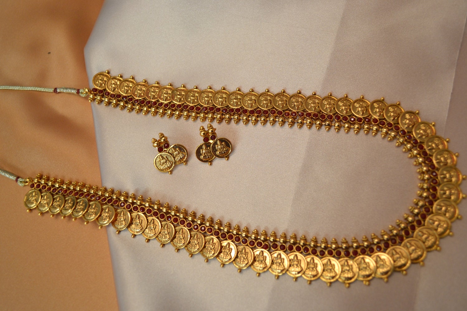 gold coin mala