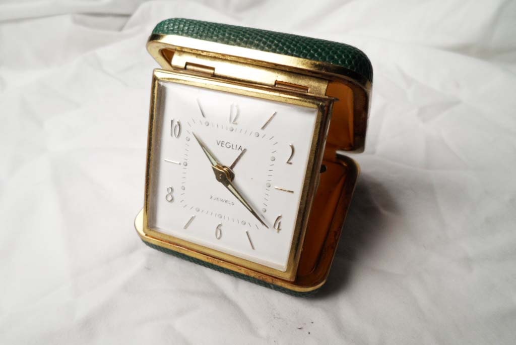 Time to wake up - Vintage Travel Alarm Clock Veglia 2Jewels made in Italy