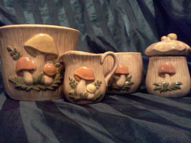 Vintage Mushroom ceramic Containers set of 5