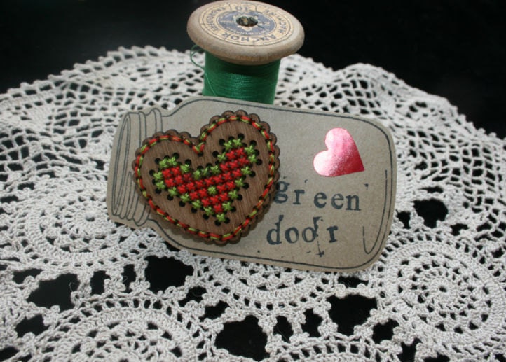 Handmade wedding, bridesmaid gift, timber love heart brooch - hand cross stitched