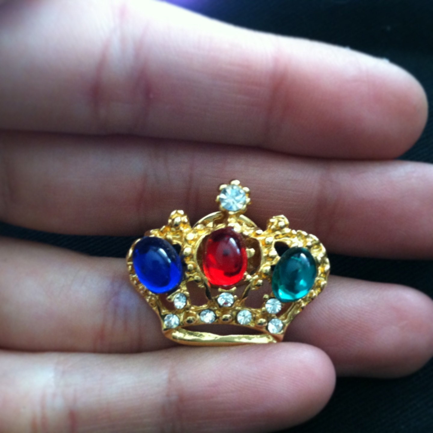 Vintage Cabochon and Rhinestones Crown Golden Pin Brooch