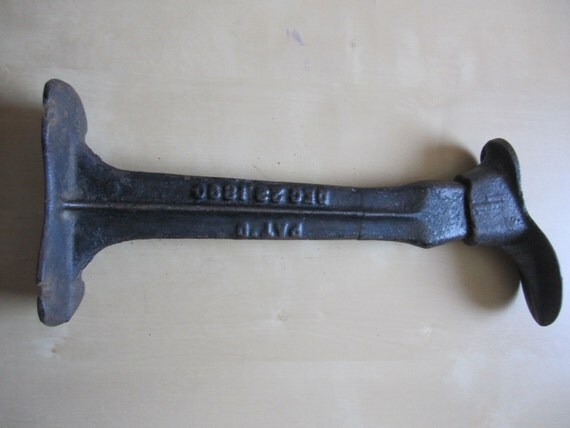 Antique 1890's Cast Iron Cobbler Shoe Repair Form Anvil Rustic Chic