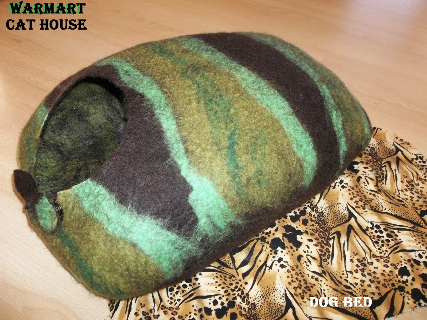 Pets bed/ No 49 /Size S, M/Cat bed Cat cave with FREE Cat Ball / Cat house/Handmade/ Wool cat bed/ Felted cat basket/ Wool cat cave.