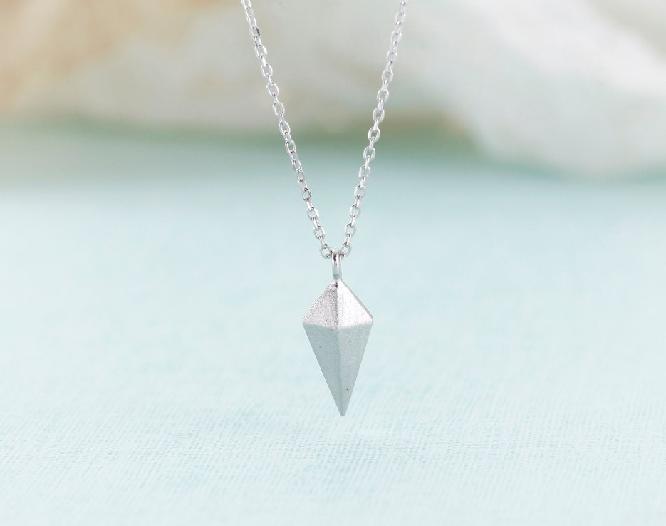 Chic Stud Necklace - Silver // N044-SV // Triangle stud necklace,pendant necklaces,trendy necklaces,cool necklaces,fashion necklaces