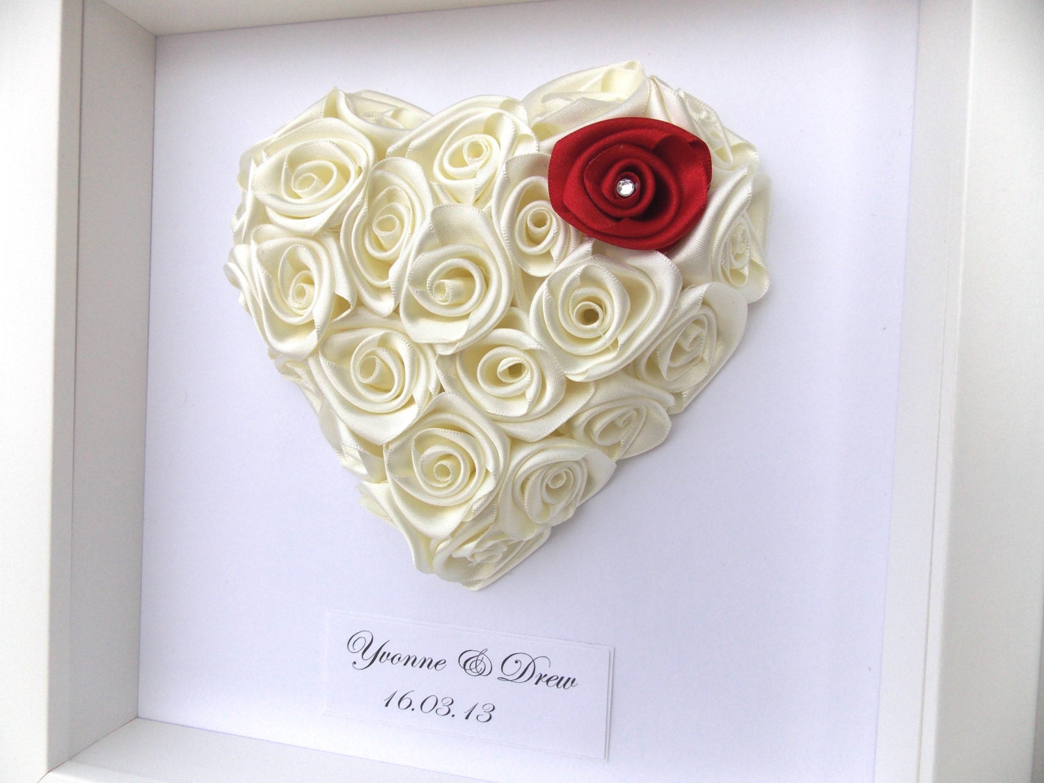 Heart of Roses Framed 3D Picture "Love" Wedding / Anniversary / Engagement / Valentines Personalised Gift